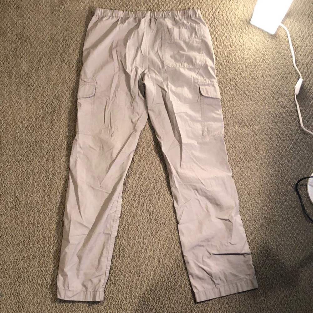 Uniqlo men’s pants (could be unisex) - Picture 4 of 6